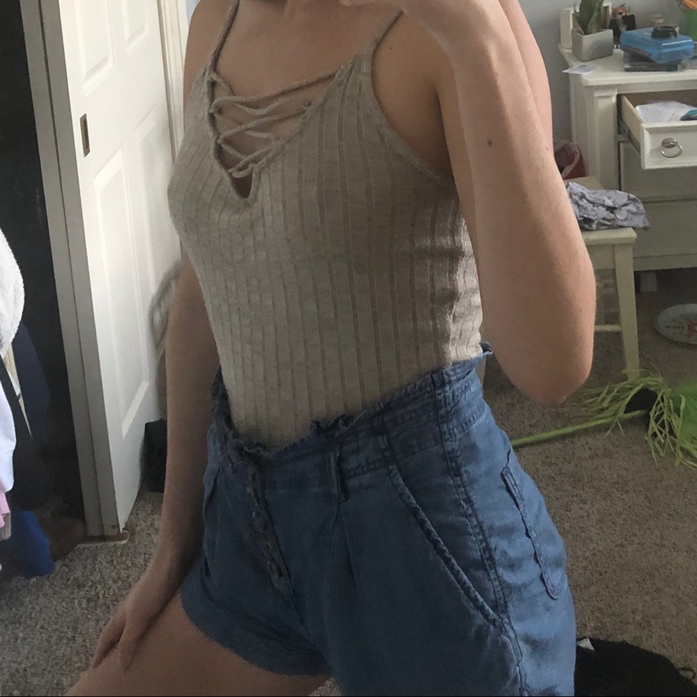 Spaghetti top